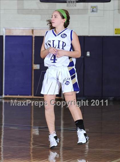 Thumbnail 2 in Sayville @ Islip photogallery.