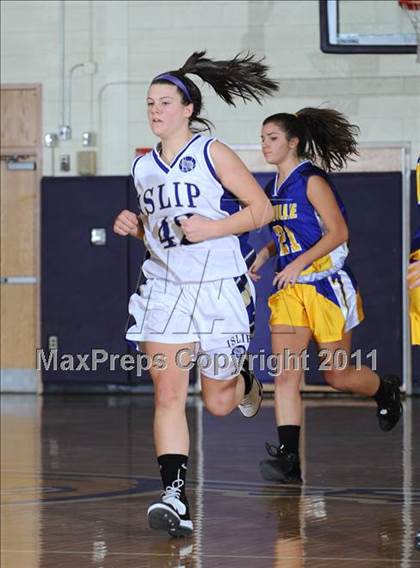 Thumbnail 2 in Sayville @ Islip photogallery.