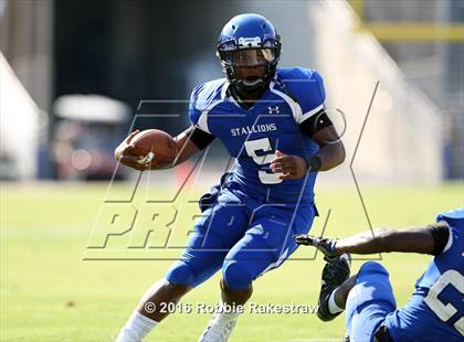 Thumbnail 1 in North Mesquite vs. Lakeview Centennial photogallery.
