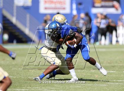 Thumbnail 3 in North Mesquite vs. Lakeview Centennial photogallery.
