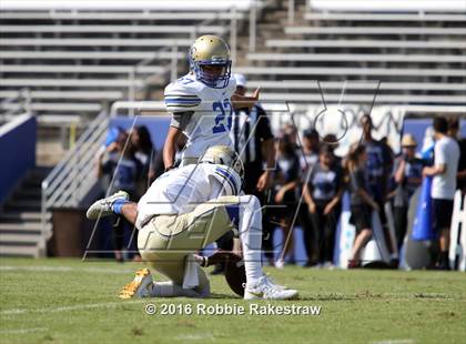 Thumbnail 2 in North Mesquite vs. Lakeview Centennial photogallery.