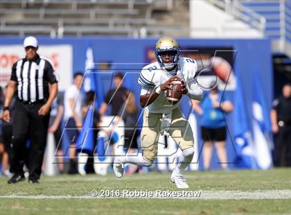 Thumbnail 2 in North Mesquite vs. Lakeview Centennial photogallery.