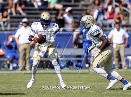 Thumbnail 3 in North Mesquite vs. Lakeview Centennial photogallery.