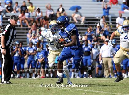 Thumbnail 3 in North Mesquite vs. Lakeview Centennial photogallery.