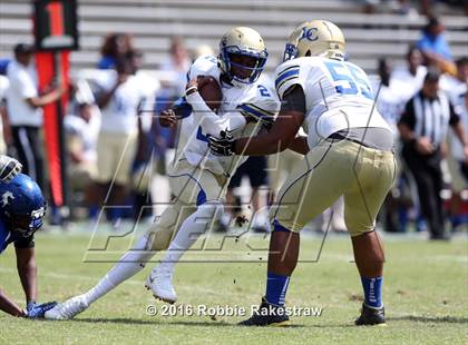 Thumbnail 3 in North Mesquite vs. Lakeview Centennial photogallery.