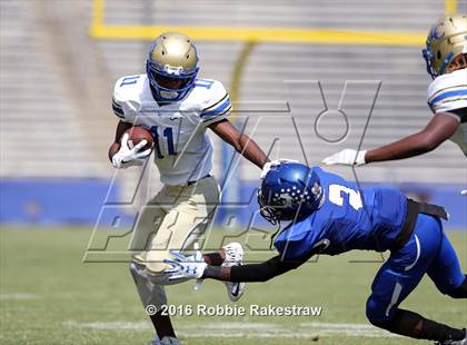 Thumbnail 2 in North Mesquite vs. Lakeview Centennial photogallery.