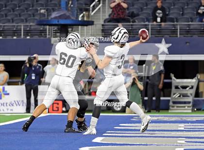 Thumbnail 2 in Grandview vs. Malakoff (UIL 3A Division 1 Championship) photogallery.