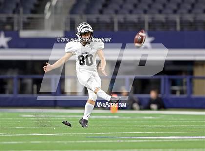 Thumbnail 1 in Grandview vs. Malakoff (UIL 3A Division 1 Championship) photogallery.