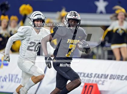 Thumbnail 2 in Grandview vs. Malakoff (UIL 3A Division 1 Championship) photogallery.