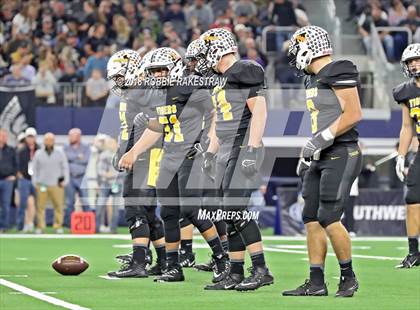 Thumbnail 1 in Grandview vs. Malakoff (UIL 3A Division 1 Championship) photogallery.