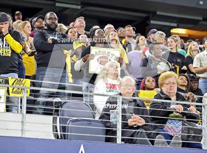 Thumbnail 1 in Grandview vs. Malakoff (UIL 3A Division 1 Championship) photogallery.