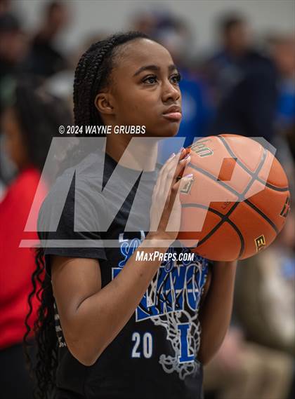 Thumbnail 2 in North Lamar vs. Lindale (UIL 4A Bi-District Playoff) photogallery.