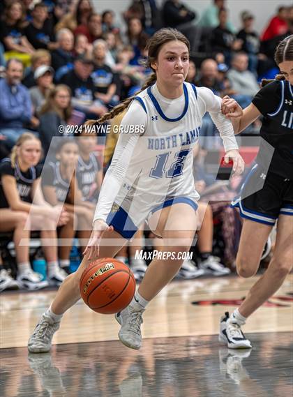 Thumbnail 2 in North Lamar vs. Lindale (UIL 4A Bi-District Playoff) photogallery.