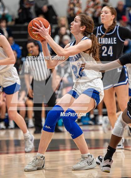 Thumbnail 3 in North Lamar vs. Lindale (UIL 4A Bi-District Playoff) photogallery.