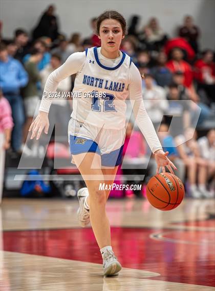 Thumbnail 2 in North Lamar vs. Lindale (UIL 4A Bi-District Playoff) photogallery.