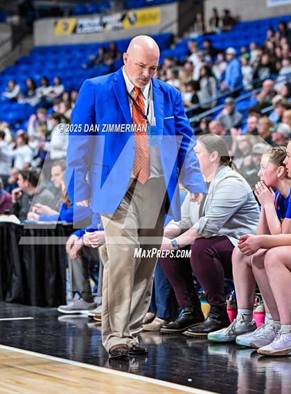 Thumbnail 1 in Mountain View vs Elk Lake (PIAA District 2 Class 2A Final) photogallery.