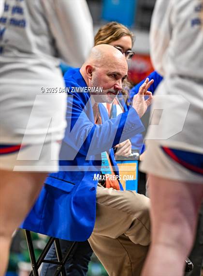 Thumbnail 1 in Mountain View vs Elk Lake (PIAA District 2 Class 2A Final) photogallery.