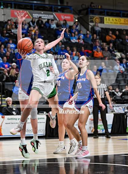 Thumbnail 2 in Mountain View vs Elk Lake (PIAA District 2 Class 2A Final) photogallery.