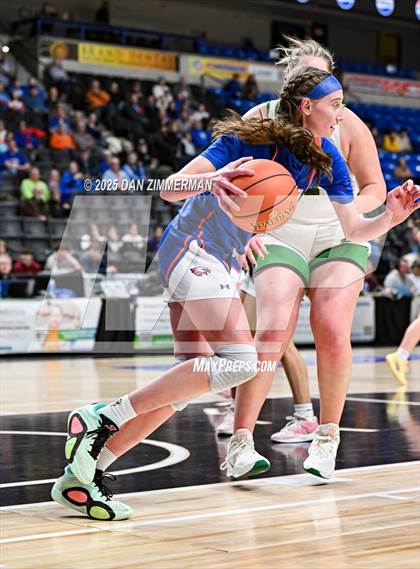 Thumbnail 3 in Mountain View vs Elk Lake (PIAA District 2 Class 2A Final) photogallery.