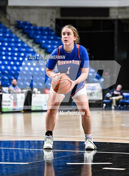 Thumbnail 3 in Mountain View vs Elk Lake (PIAA District 2 Class 2A Final) photogallery.