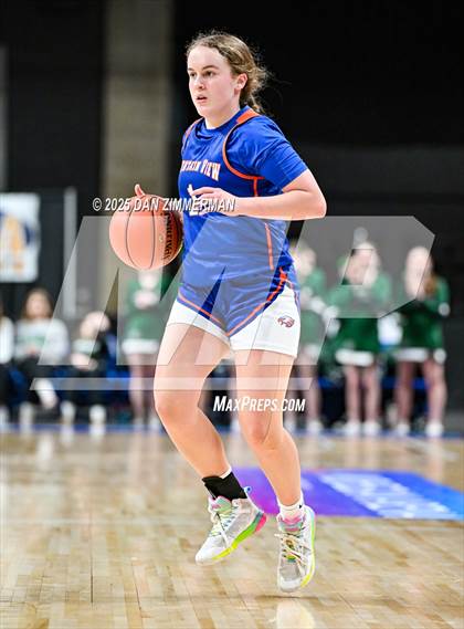 Thumbnail 2 in Mountain View vs Elk Lake (PIAA District 2 Class 2A Final) photogallery.