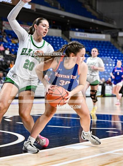 Thumbnail 2 in Mountain View vs Elk Lake (PIAA District 2 Class 2A Final) photogallery.