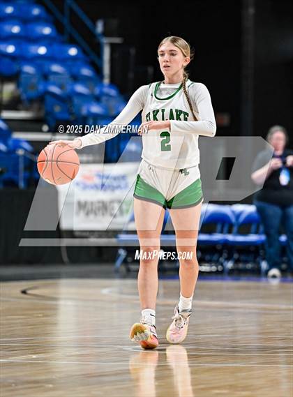 Thumbnail 2 in Mountain View vs Elk Lake (PIAA District 2 Class 2A Final) photogallery.