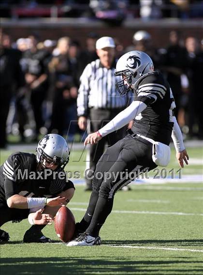 Thumbnail 3 in Guyer vs. Longview (5A Division 2 Semifinals) photogallery.