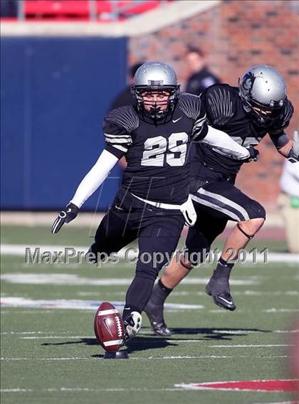 Thumbnail 1 in Guyer vs. Longview (5A Division 2 Semifinals) photogallery.
