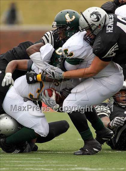 Thumbnail 1 in Guyer vs. Longview (5A Division 2 Semifinals) photogallery.