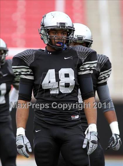 Thumbnail 1 in Guyer vs. Longview (5A Division 2 Semifinals) photogallery.