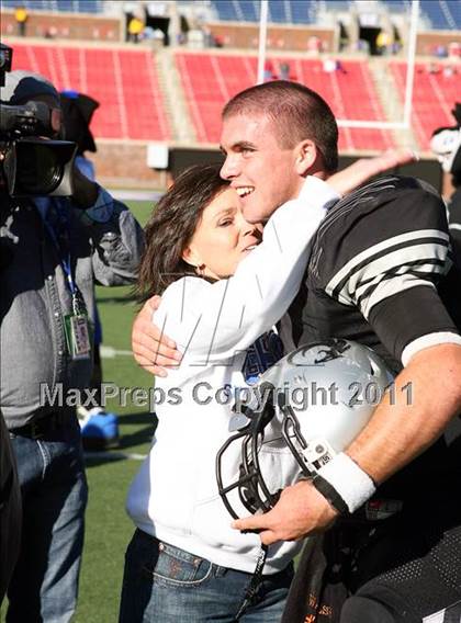 Thumbnail 1 in Guyer vs. Longview (5A Division 2 Semifinals) photogallery.