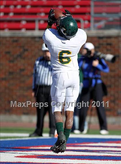 Thumbnail 1 in Guyer vs. Longview (5A Division 2 Semifinals) photogallery.