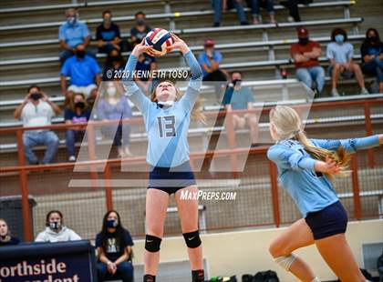 Thumbnail 2 in Johnson vs O'Connor (JV) photogallery.