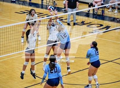 Thumbnail 1 in Johnson vs O'Connor (JV) photogallery.