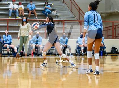 Thumbnail 1 in Johnson vs O'Connor (JV) photogallery.