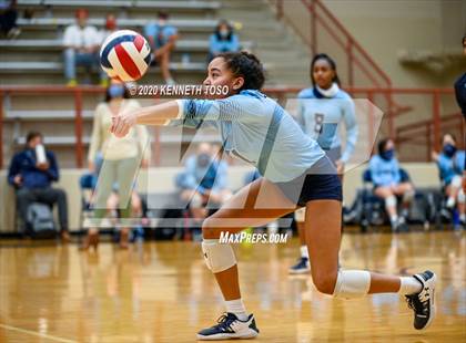 Thumbnail 1 in Johnson vs O'Connor (JV) photogallery.