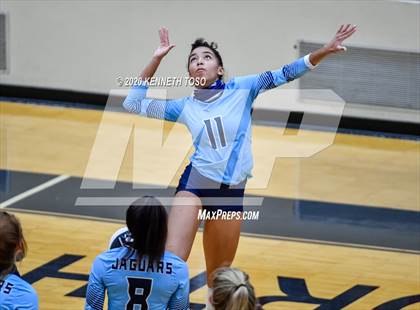 Thumbnail 2 in Johnson vs O'Connor (JV) photogallery.