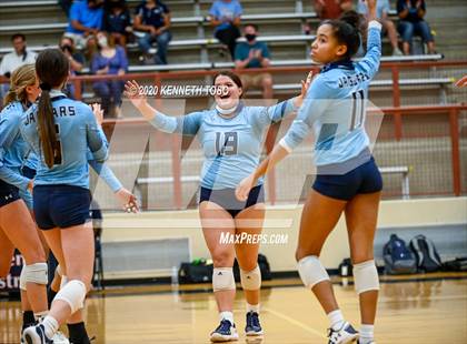 Thumbnail 1 in Johnson vs O'Connor (JV) photogallery.