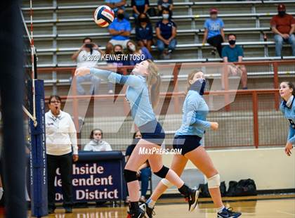Thumbnail 3 in Johnson vs O'Connor (JV) photogallery.