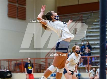 Thumbnail 3 in Johnson vs O'Connor (JV) photogallery.