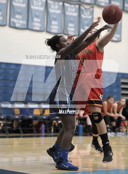 Thumbnail 3 in Mission Viejo vs Corona del Mar (CdM Tip Off Tournament) photogallery.