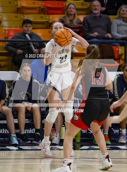 Thumbnail 2 in Snow Canyon vs. Bear River (UHSAA 4A Quarterfinal) photogallery.