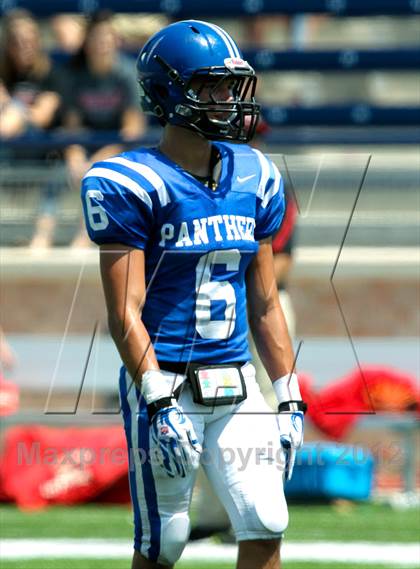 Thumbnail 3 in Van Alstyne vs. Holliday photogallery.