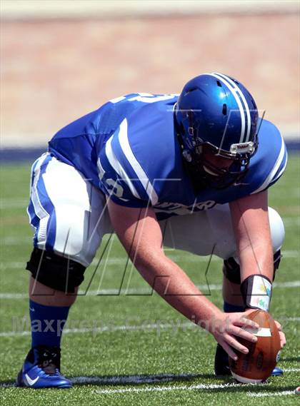Thumbnail 1 in Van Alstyne vs. Holliday photogallery.