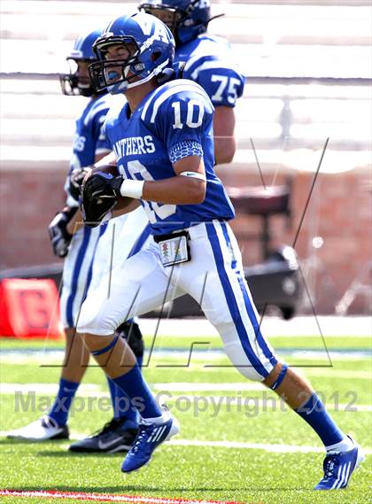 Thumbnail 3 in Van Alstyne vs. Holliday photogallery.