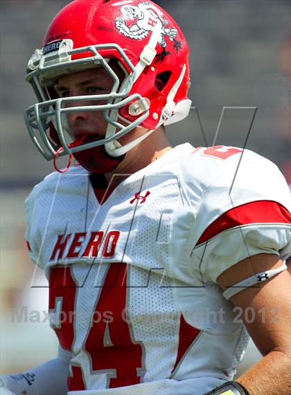 Thumbnail 2 in Van Alstyne vs. Holliday photogallery.