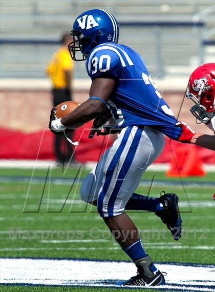 Thumbnail 3 in Van Alstyne vs. Holliday photogallery.