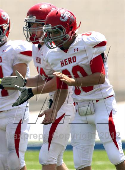 Thumbnail 1 in Van Alstyne vs. Holliday photogallery.