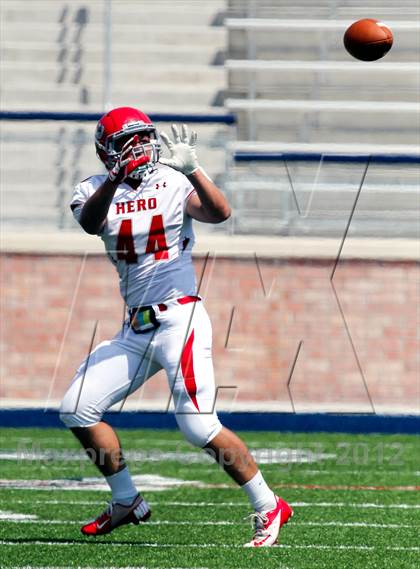 Thumbnail 1 in Van Alstyne vs. Holliday photogallery.